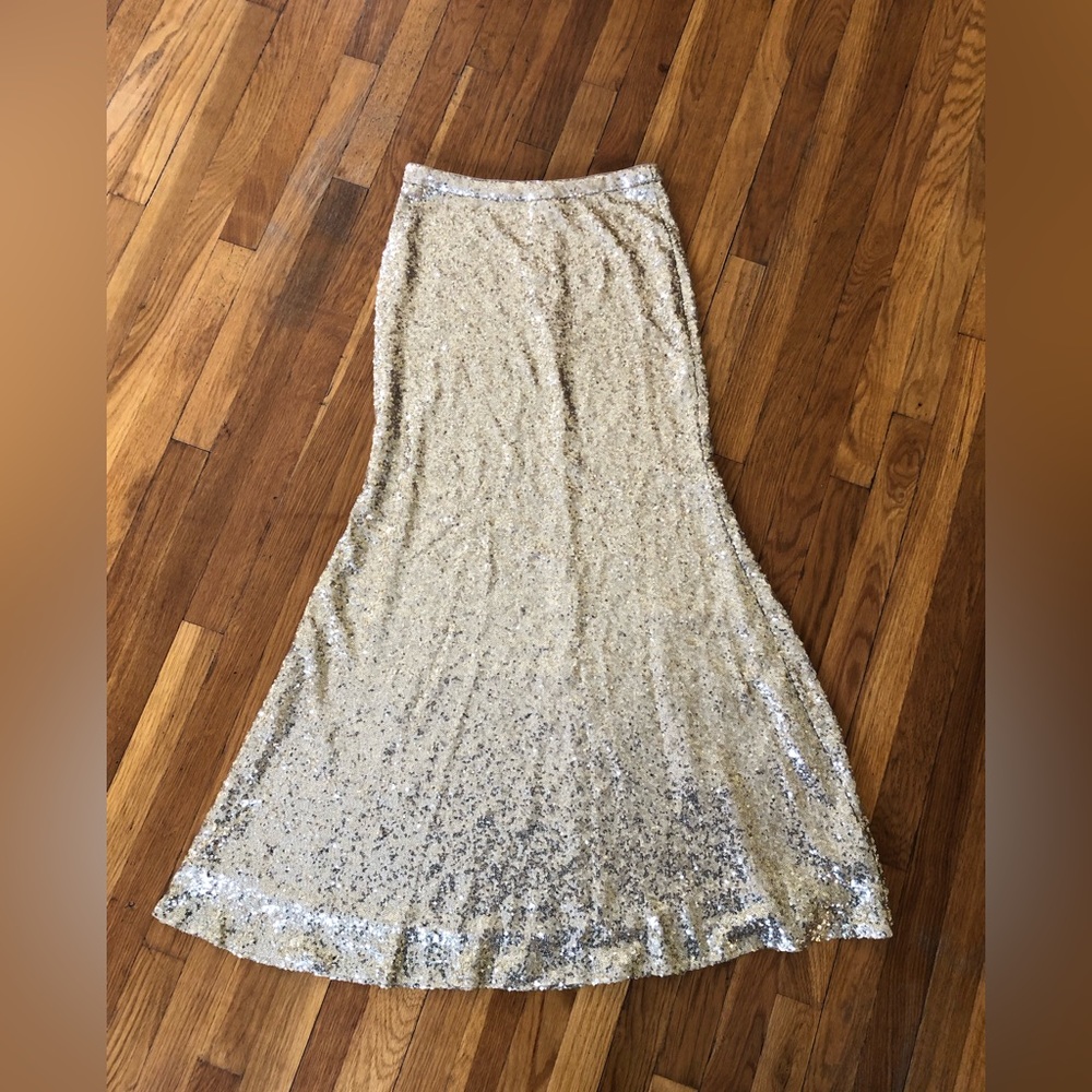 Revelry Gold Sequined Skirt size 8